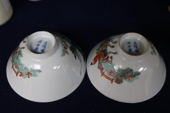 A pair of Chinese famille verte small bowls